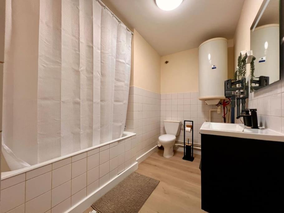 Appartement Climatise 4Prsn Au Pied De La Citadelle Безансон Экстерьер фото