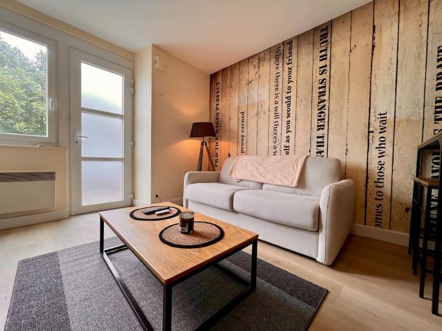 Appartement Climatise 4Prsn Au Pied De La Citadelle Безансон Экстерьер фото